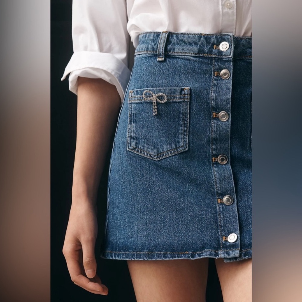 Anthropology Maeve Denim Blue Button Front Mini Skirt
Sz 2 Y2K preppy cotton - Picture 3 of 10